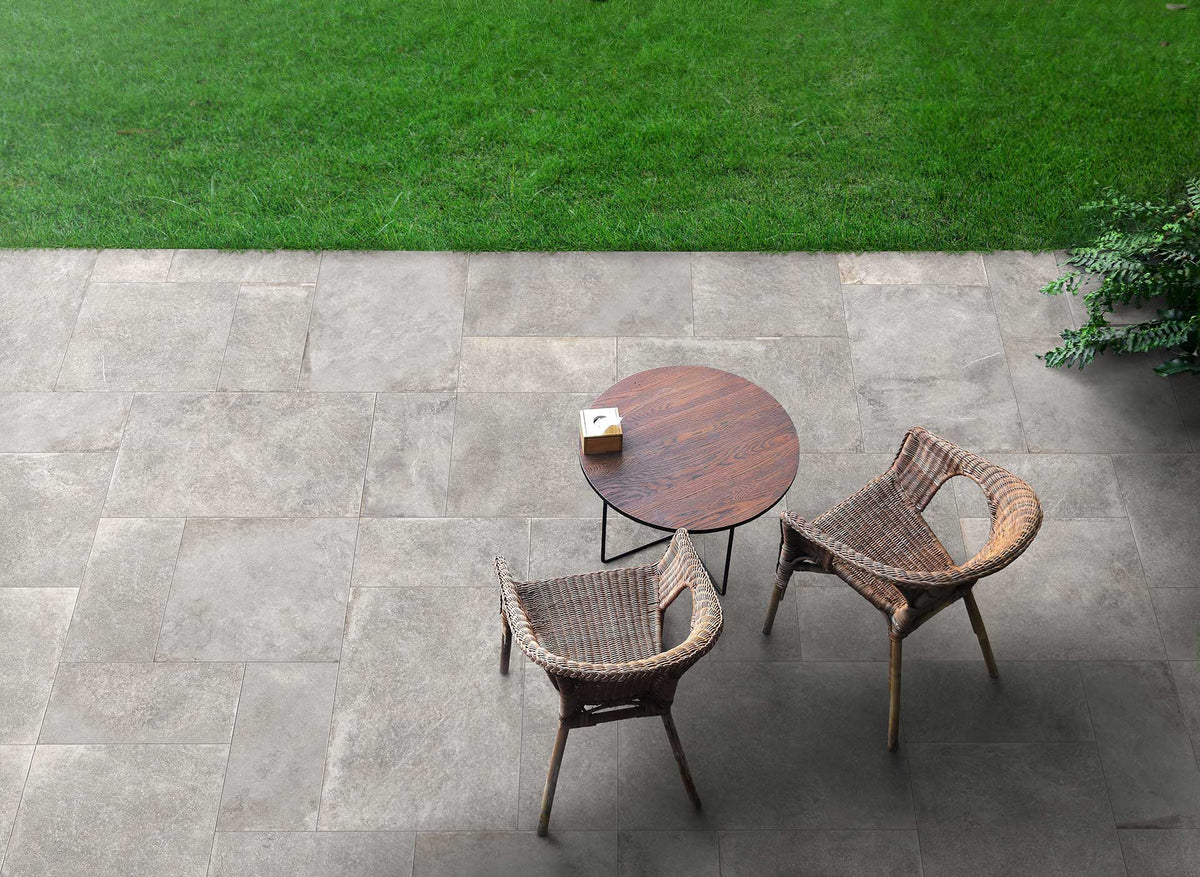 Vloer- en wandtegel Roy Mild Grey 90x90 rett - foto 3