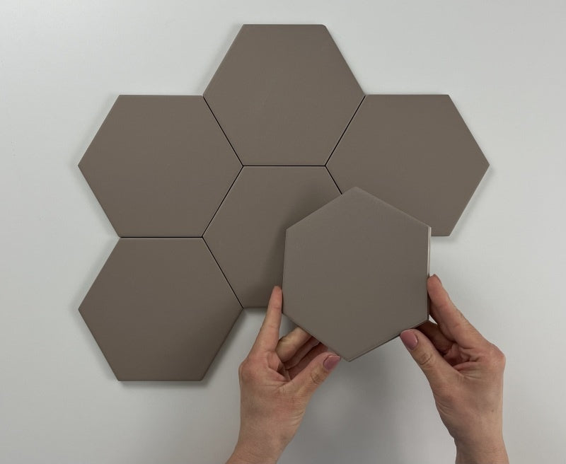 Hexagon Timeless Taupe mat 15x17 - WDtegels