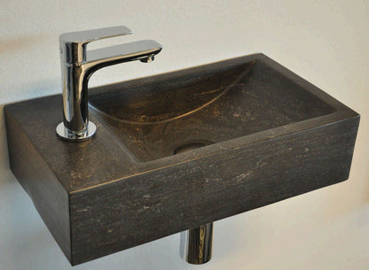 Fuente cruda izquierda 40x22x10 cm piedra dura apomazada