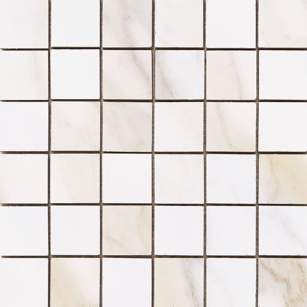 Mosaico de oro con diamantes 5x5 pulido sobre malla de 30x30