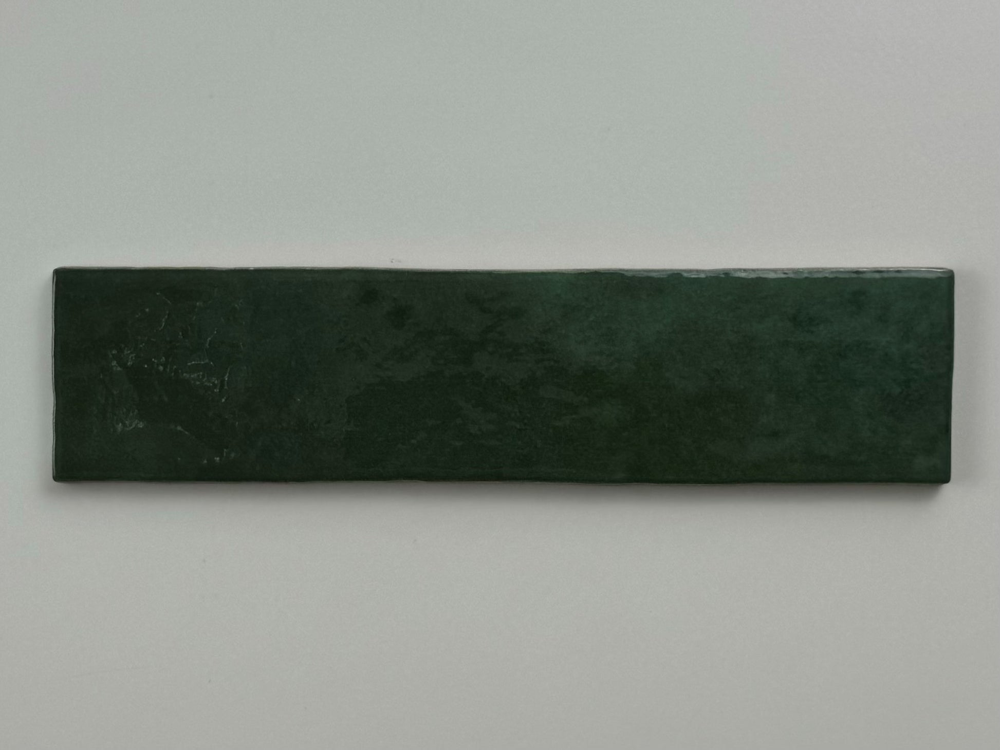 Trend tegels donker groen glans 6x24,6 - WDtegels