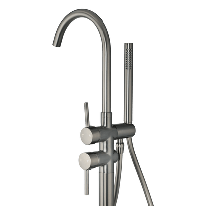 Detail van vrijstaande badkraan met handdouche Armonio in gun metal