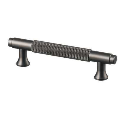 Meubelgreep in gun metal met diamond cut structuur, hartafstand 96 mm, lengte 130 mm