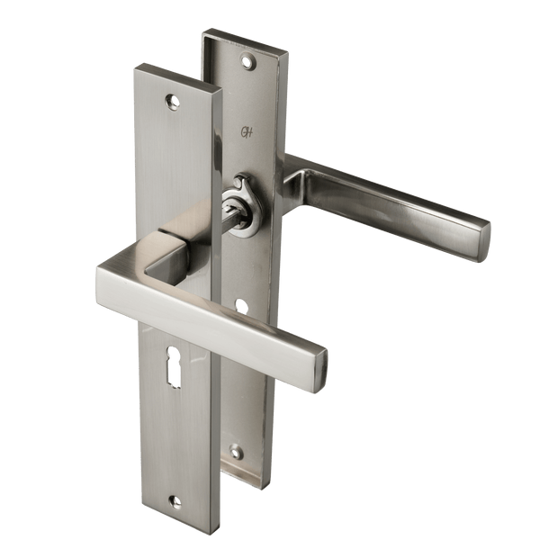 Grado - RVS Deurbeslag Sleutelgat Recht Lang Schild - SL 56mm